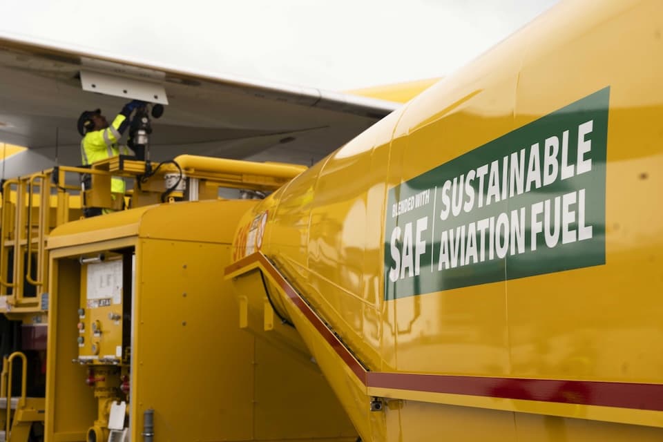 DHL Endorses SBTi's 'Book and Claim' for Emissions Reduction Tracking