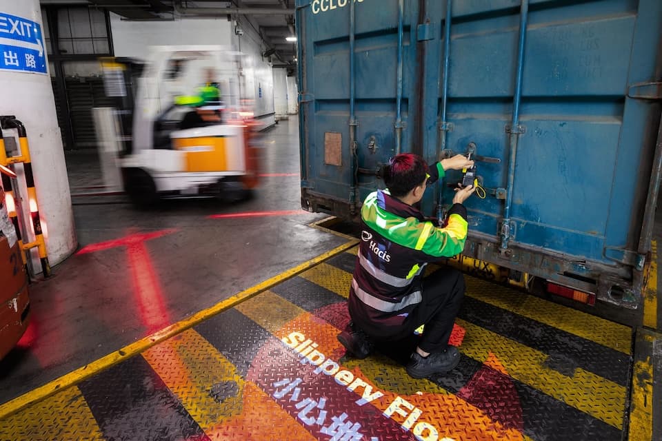 Hacis Expands SuperLink China Direct with New Vietnam Road Freight Service