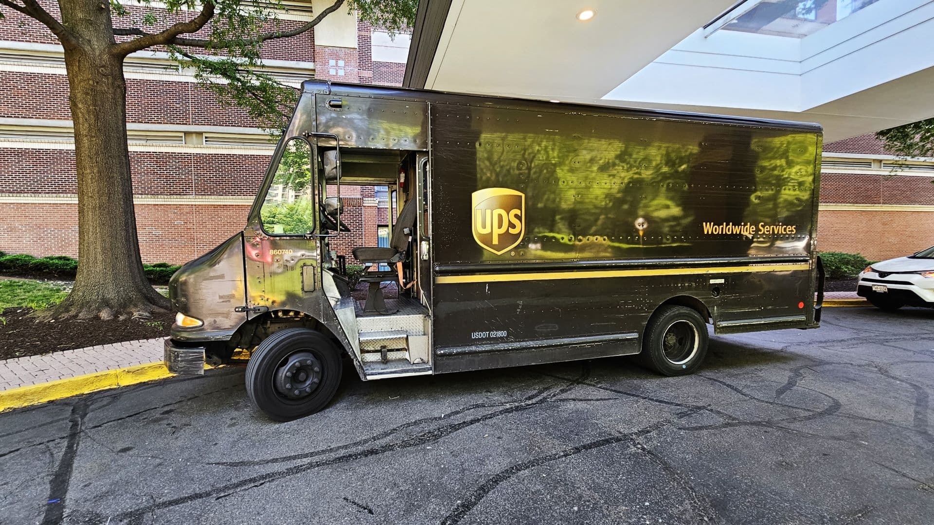 UPS Completes Air Conditioning Retrofits for 2,000 Delivery Vans