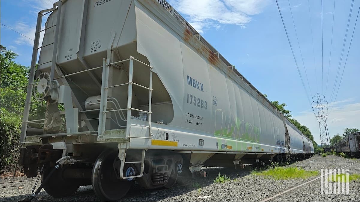 US Intermodal Rail Volumes Increase While Carloads See Slight Decline