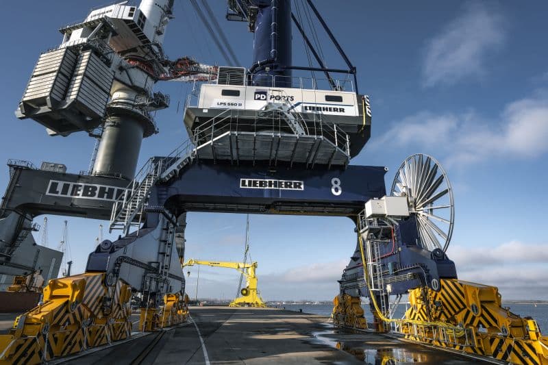Teesport Enhances Heavy-Lift Capabilities with New Liebherr LPS 550 Crane