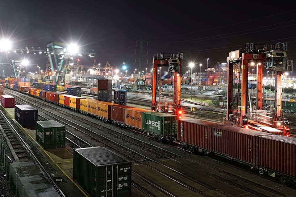 DP World Southampton Adjusts Rail Incentive Program for Operators