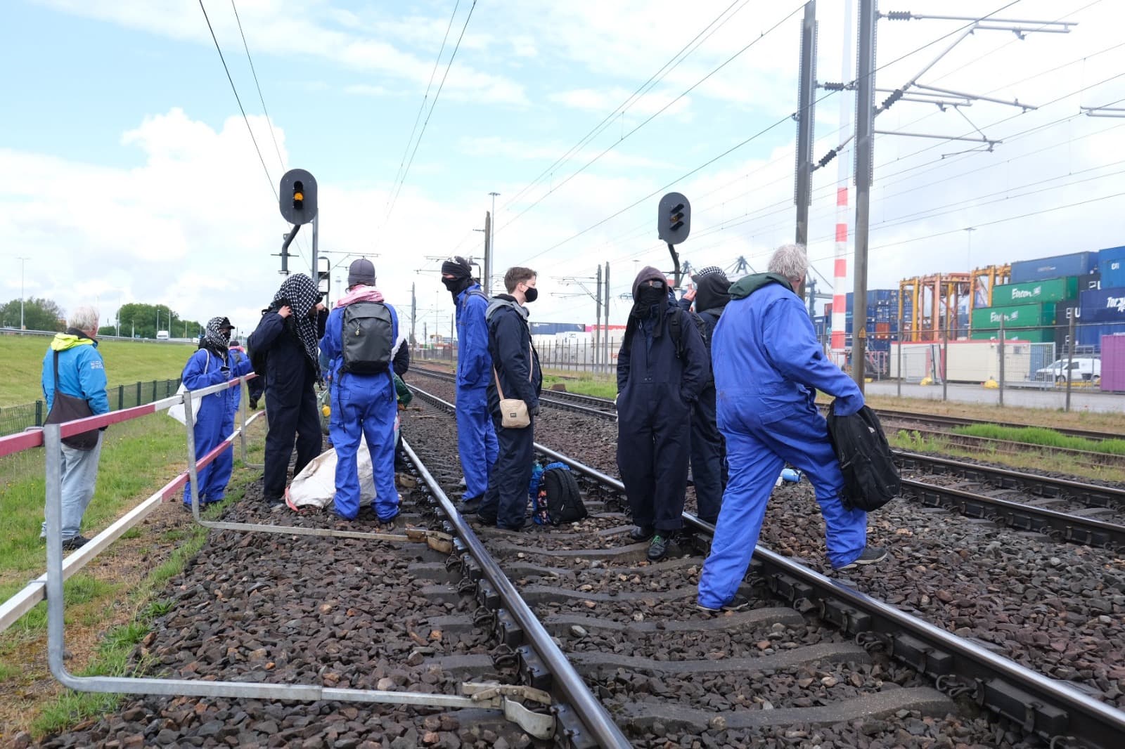 Dutch Activists Block Rotterdam Port Rail for Fifth Day, Causing
