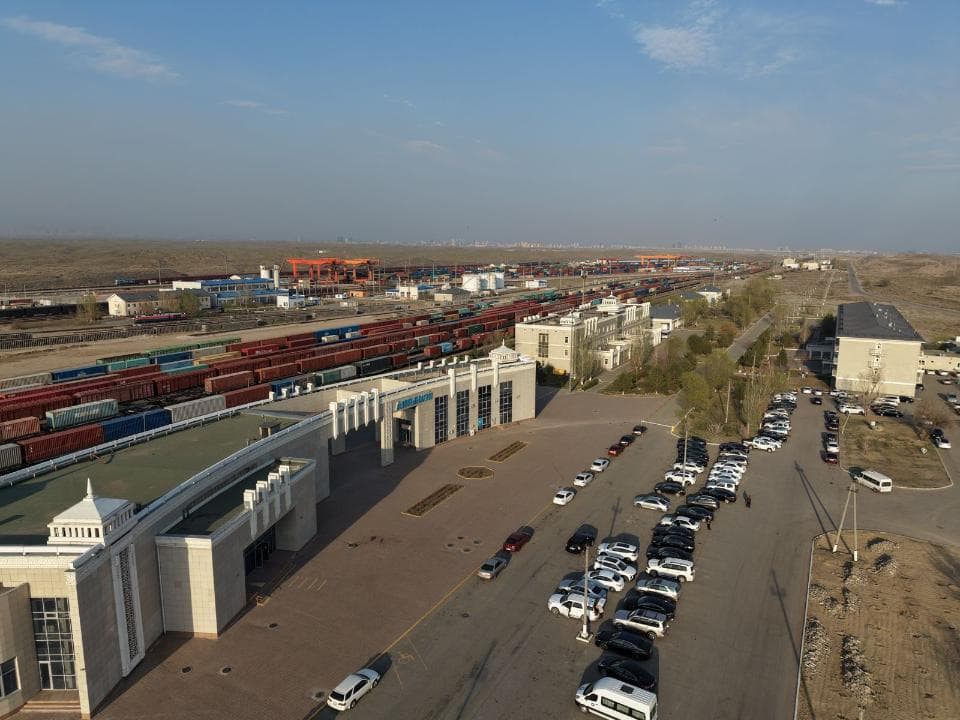 Kazakhstan-China Rail Freight Volume Rises 9% in First Half of 2026