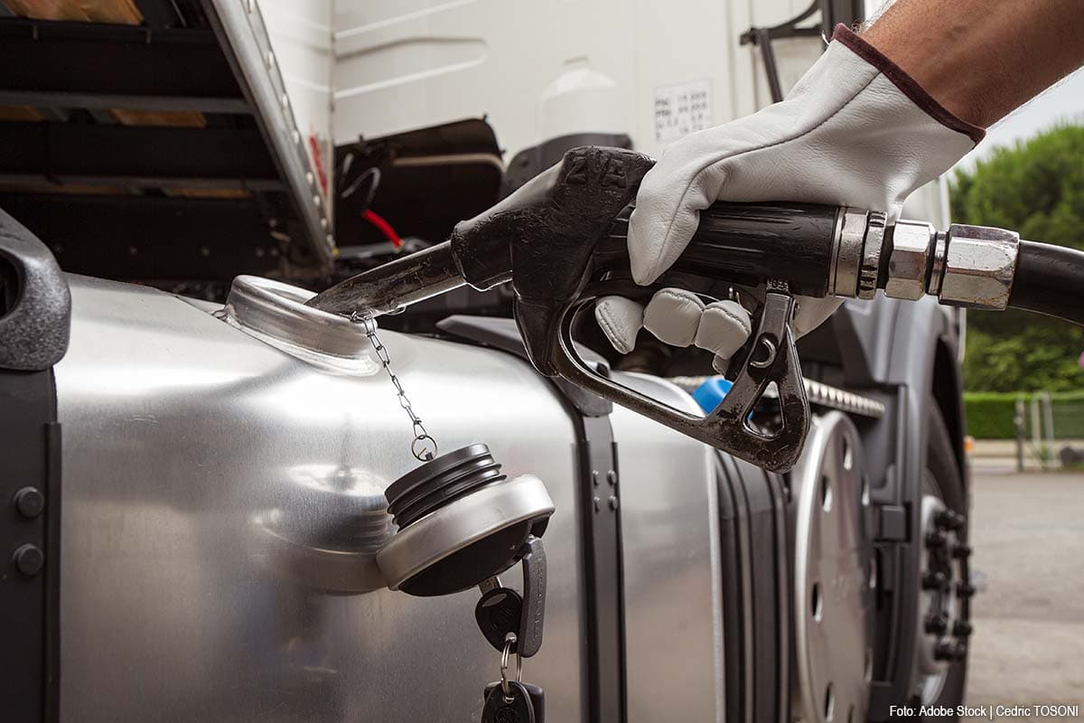 Dutch Diesel Prices Dip Slightly Amidst Rising Gasoline Costs