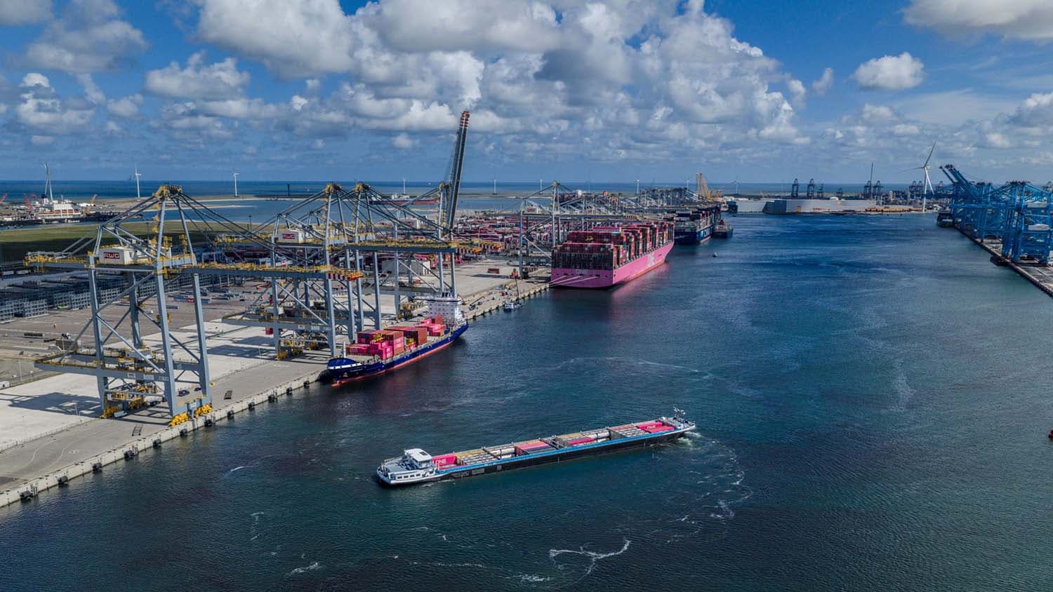 Rotterdam Port Tests Autonomous Inland Container Vessel Navigation
