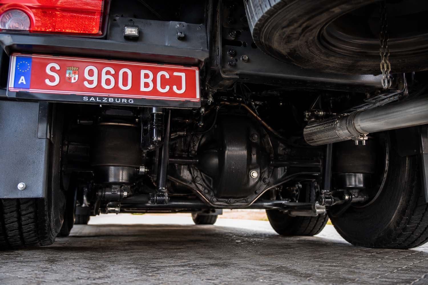 Dutch Court Seeks EU Clarification on Foreign Dealer Plates for Vehicle Transport