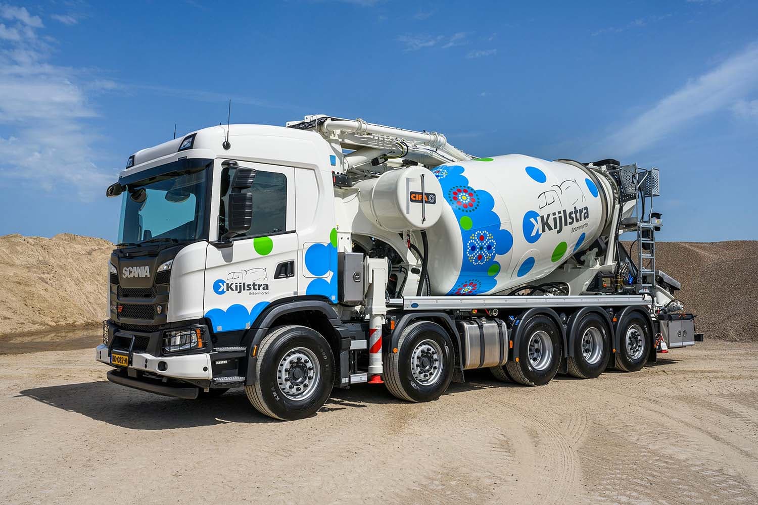 Kijlstra Betonmortel Deploys First Scania Five-Axle Pompmixer in Netherlands