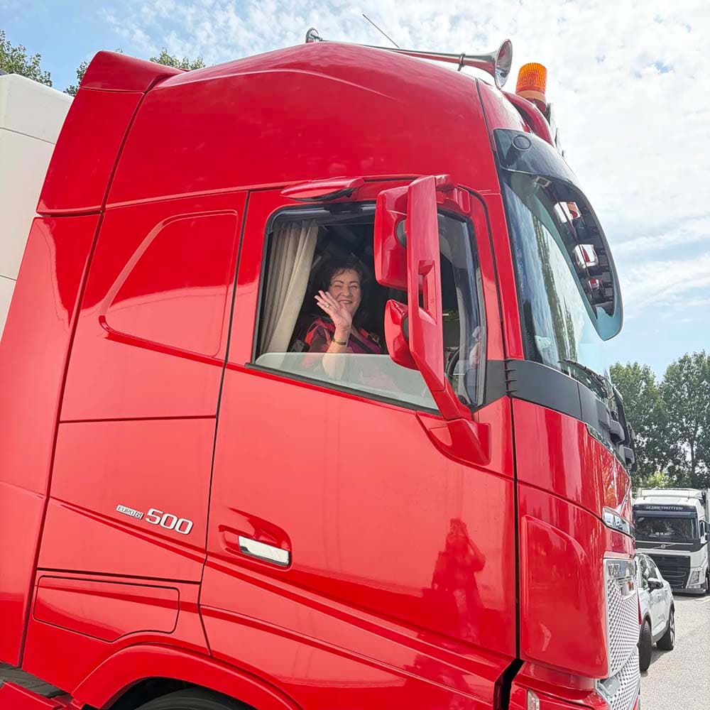 Dutch Politician Gains Insight into Transport Sector Challenges