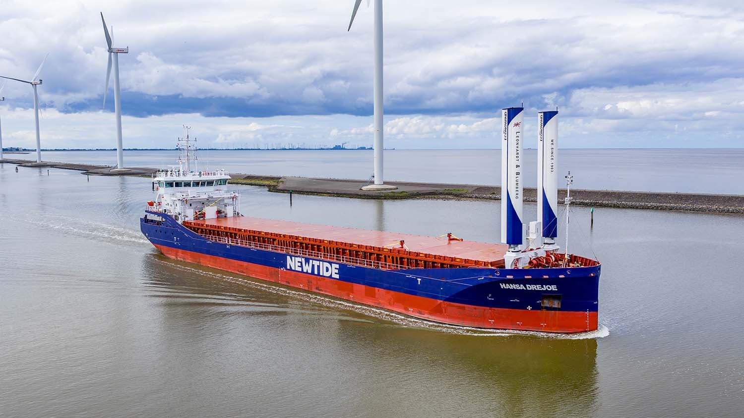 Leonhardt & Blumberg Equips Four New Cargo Vessels with Econowind VentoFoils