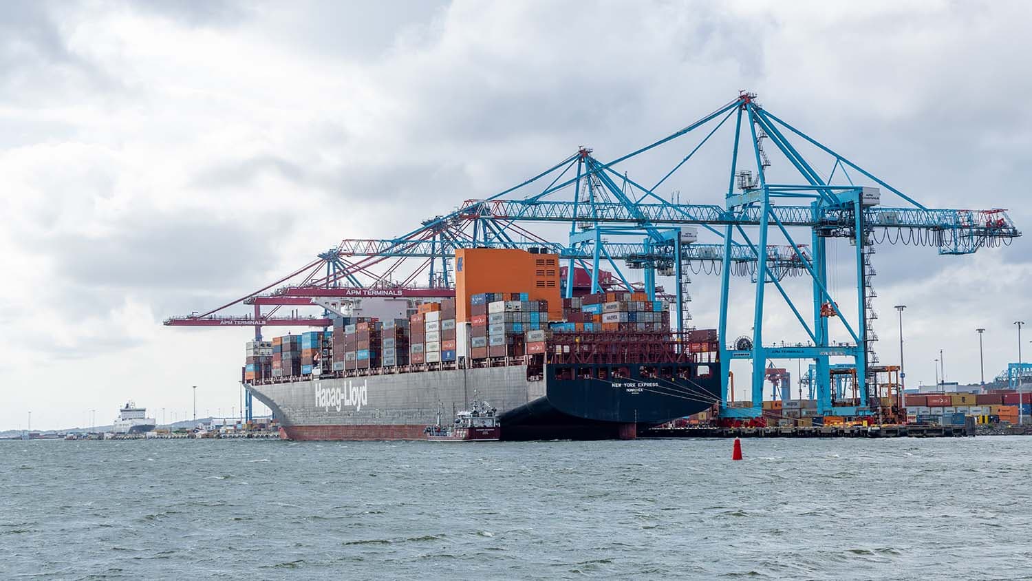 Gothenburg Port Sees Strong Container Volumes and Direct Asia Services Growth in H1 2026
