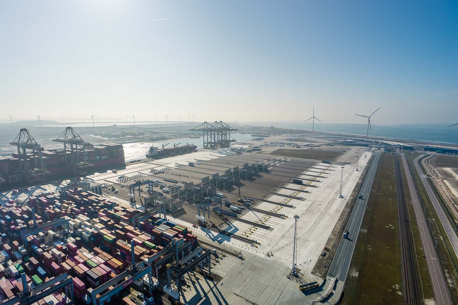 Rotterdam World Gateway Expands Terminal Capacity to 5 Million TEU