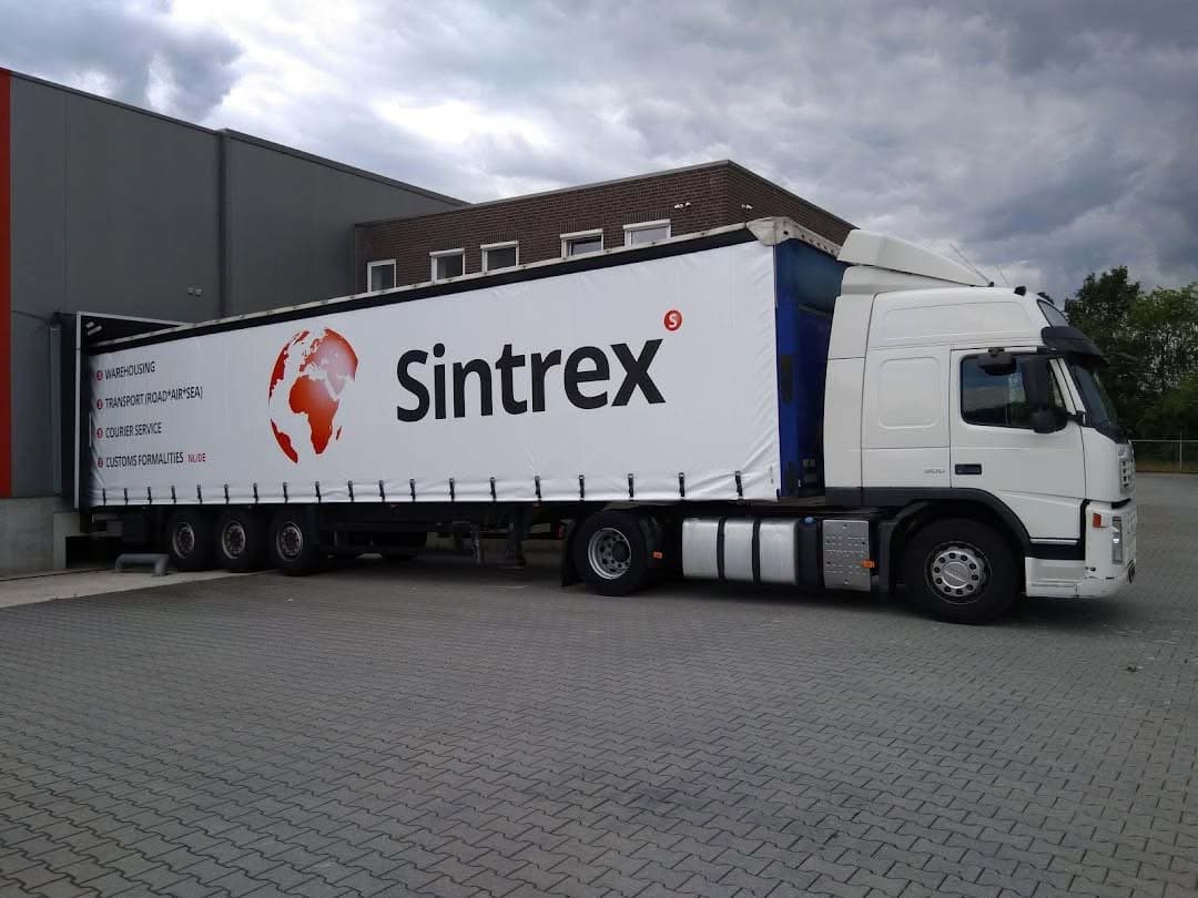 Matthijs Meinders and Wilko Pierik Acquire Sintrex Transport Service