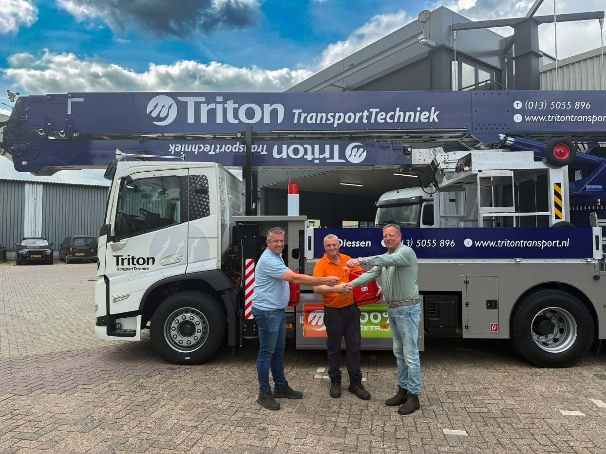 Triton Transport Techniek Acquires Electric Klaas Crane for Emission-Free Operations