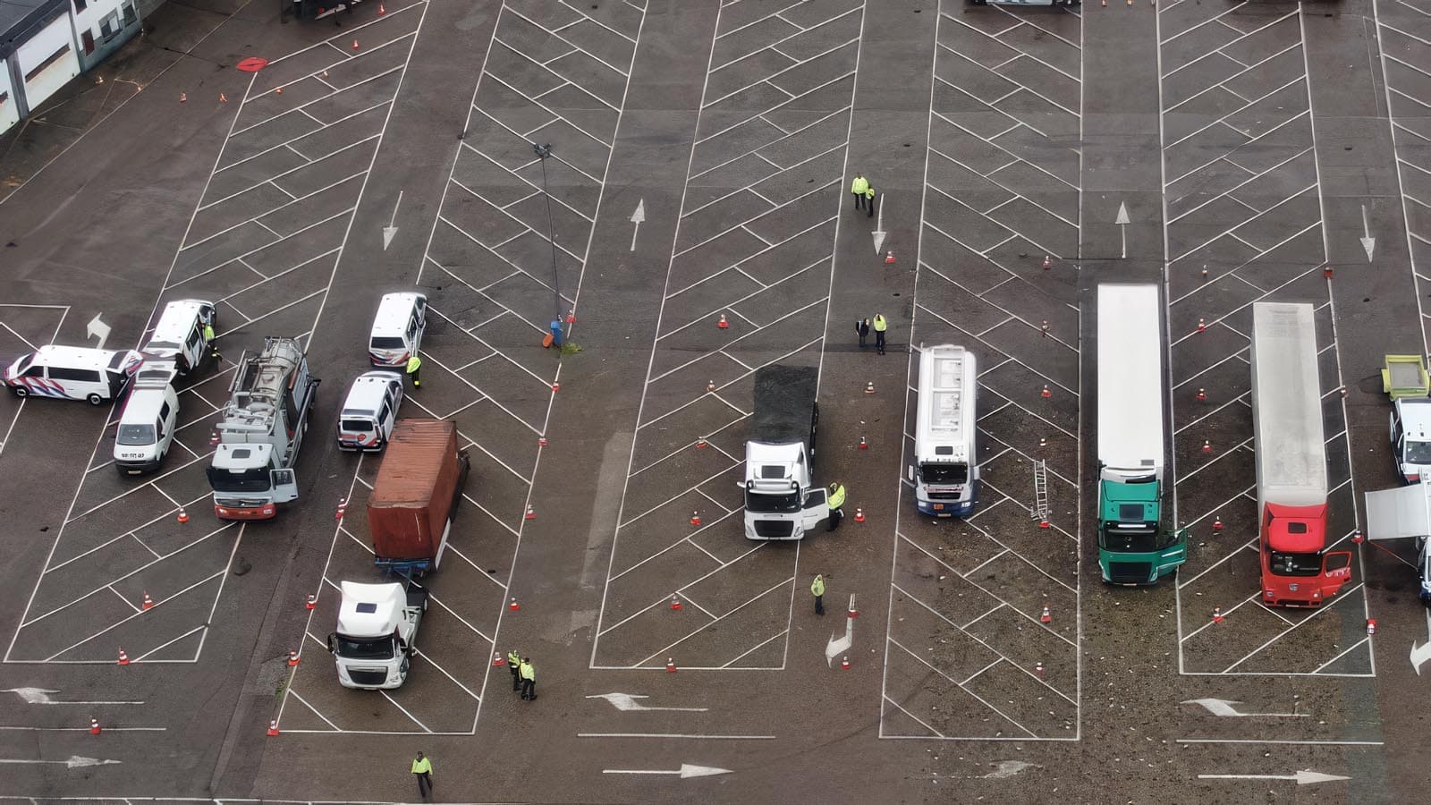 Dutch Police Issue 90 Fines During Major Transport Inspection in Beverwijk