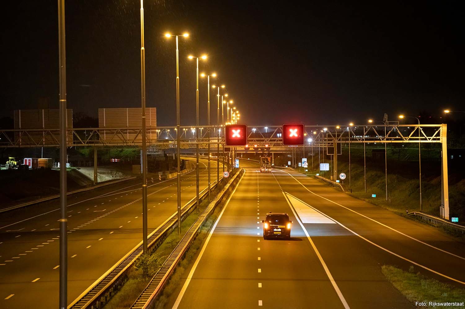 A2 Highway Section Between St. Joost and Born to Close Overnight for Maintenance