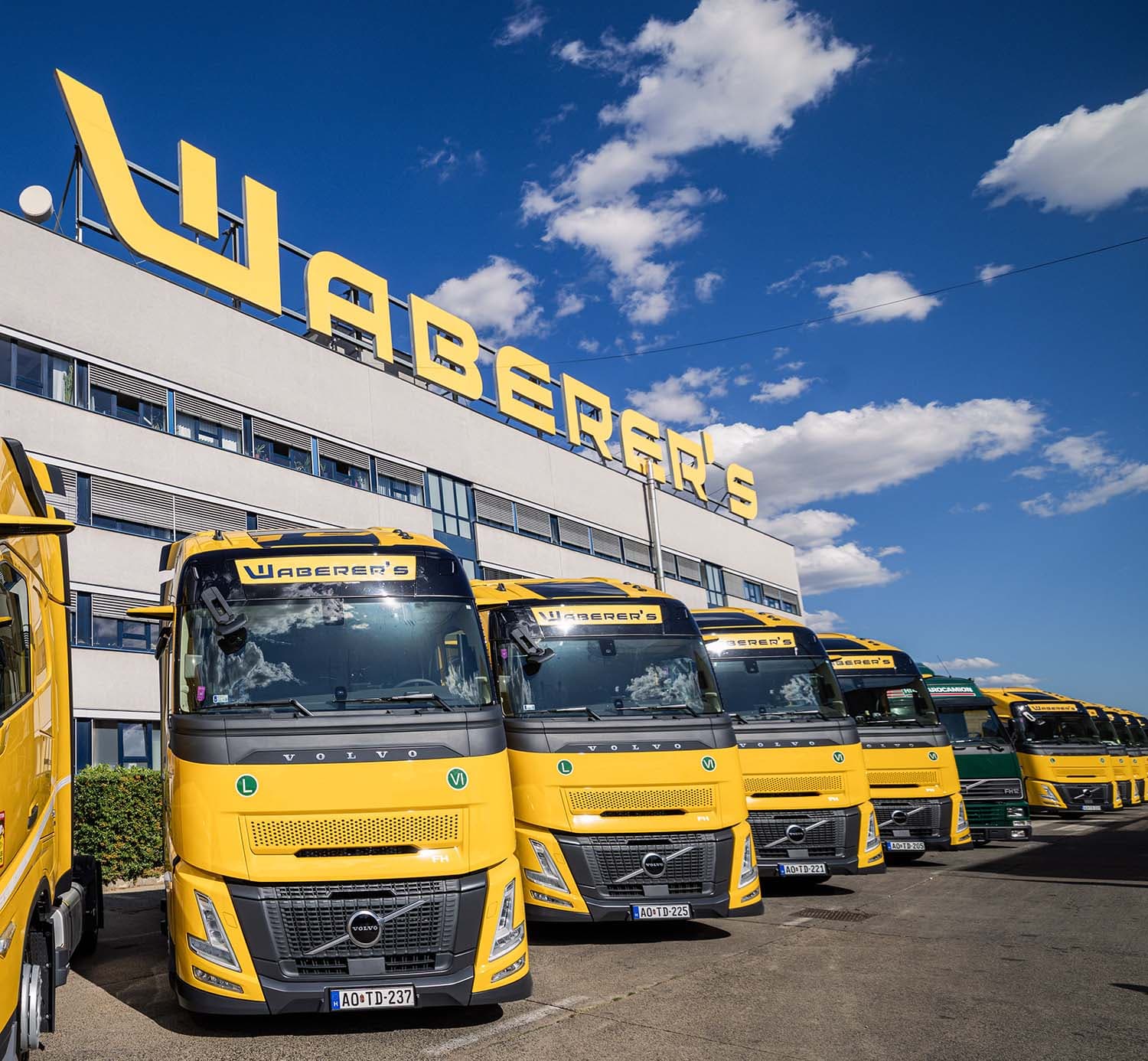 Waberer's to Add Three New Volvo FH Aero Electric Trucks by Early 2027