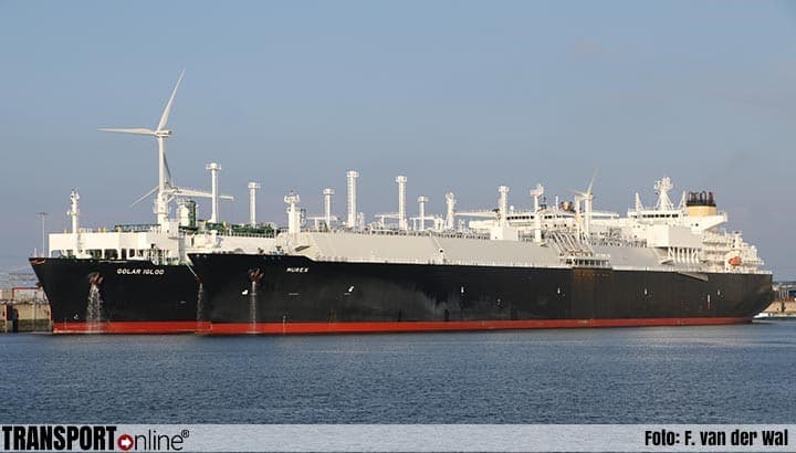 Qatar Recalls Empty LNG Tankers Amidst Middle East Conflict and Strait of Hormuz Closure
