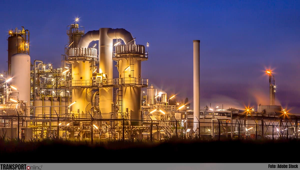 IEA Lowers Global Oil Demand Forecast for 2026 Amidst Middle East Conflict