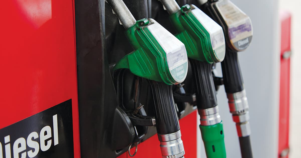 Oil Prices Fluctuate Amidst Iran Conflict and Economic Pressures