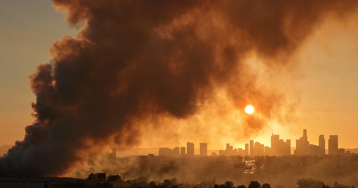 Warehouse Fire Disrupts Boyle Heights Operations in Los Angeles