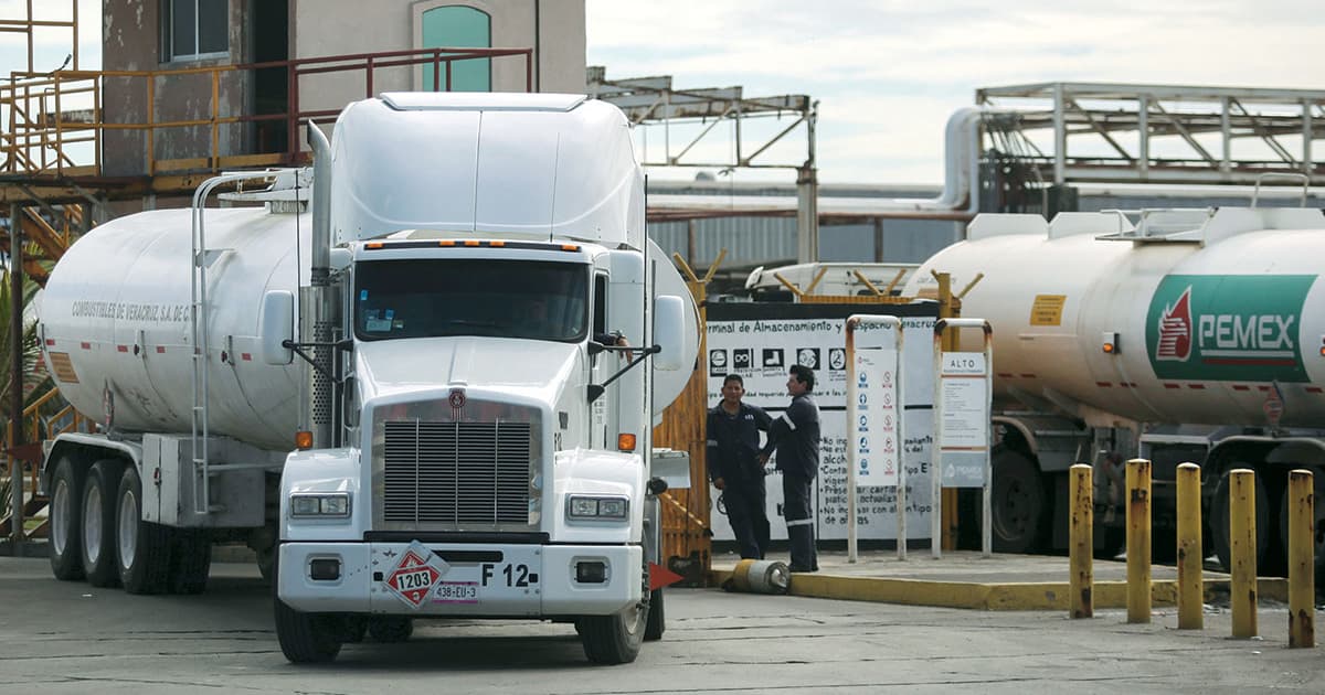 US Imposes Sanctions on Mexican Fuel Companies Linked to Smuggling
