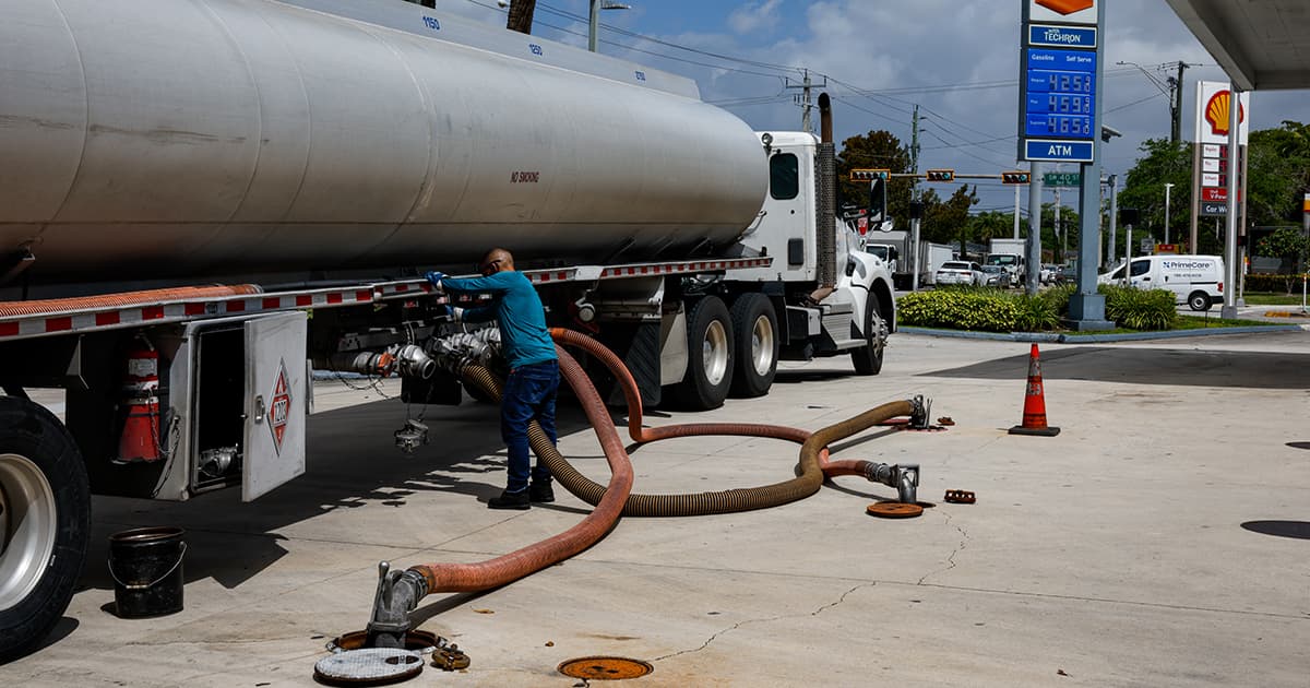 Oil Prices Stabilize Amid Geopolitical Tensions and Tariff Concerns