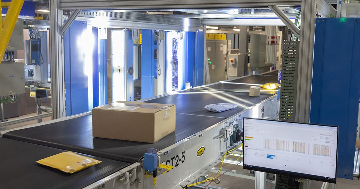 USPS Overhauls Logistics Network Amidst Mounting Financial Pressures