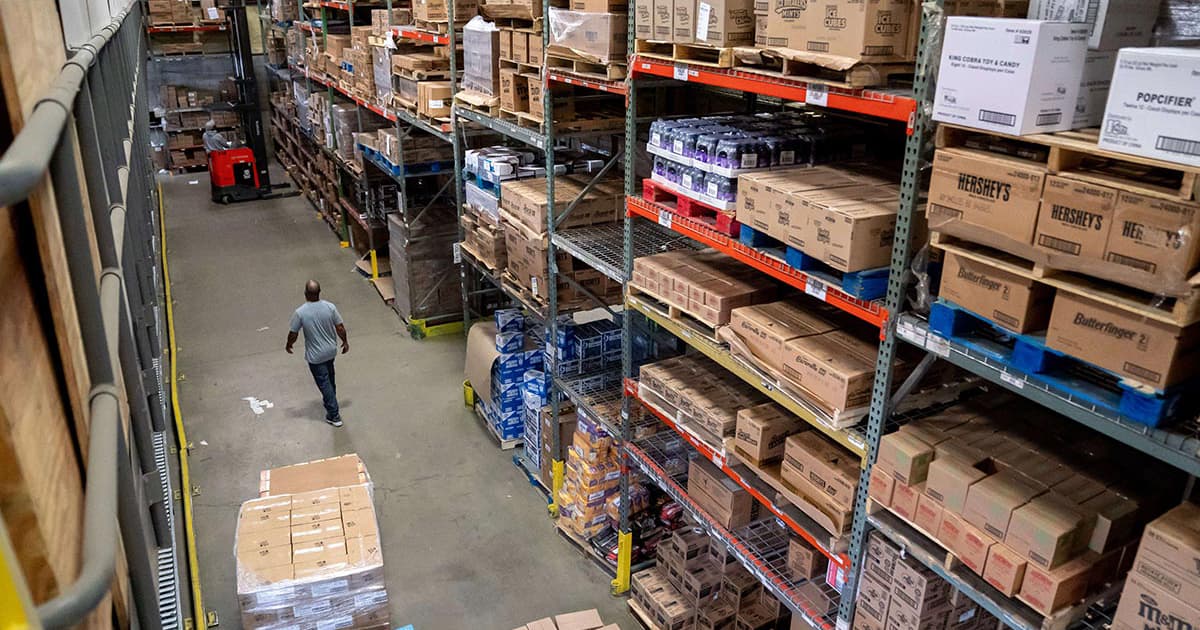 US Service Sector Growth Slows in June, Transportation & Warehousing Still Expanding