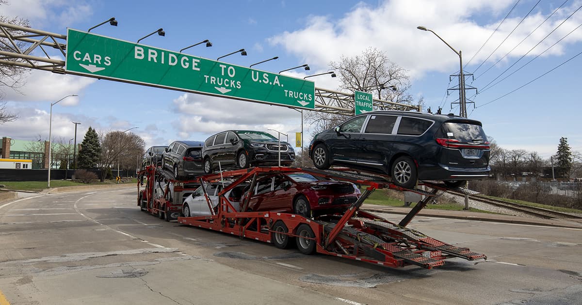 Trump Proposes Doubling Tariffs on Canadian Auto Imports Amid Trade Dispute