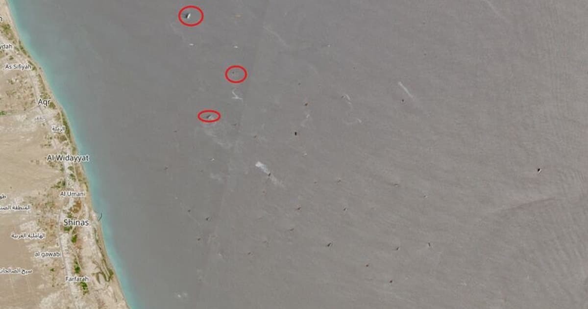 Oil Cargo Transfers Outside Hormuz Indicate Covert Shipments