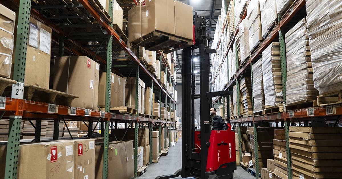 Business Activity Reaches Fastest Growth Rate Since 2022 Amid Stronger Demand