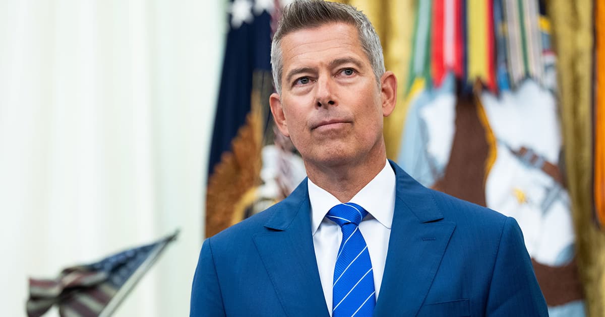 Transportation Secretary Criticizes Ford's Collaboration with Chinese Automakers