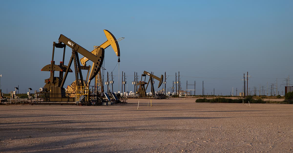 Oil Market Volatility Linked to Iran Conflict, Shale Executives Report
