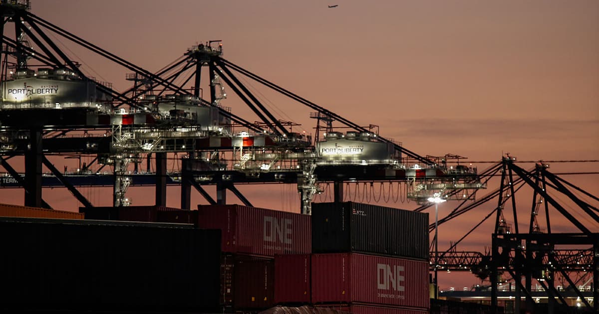 US Postpones New Tariffs on Trading Partners Amidst Summit Preparations