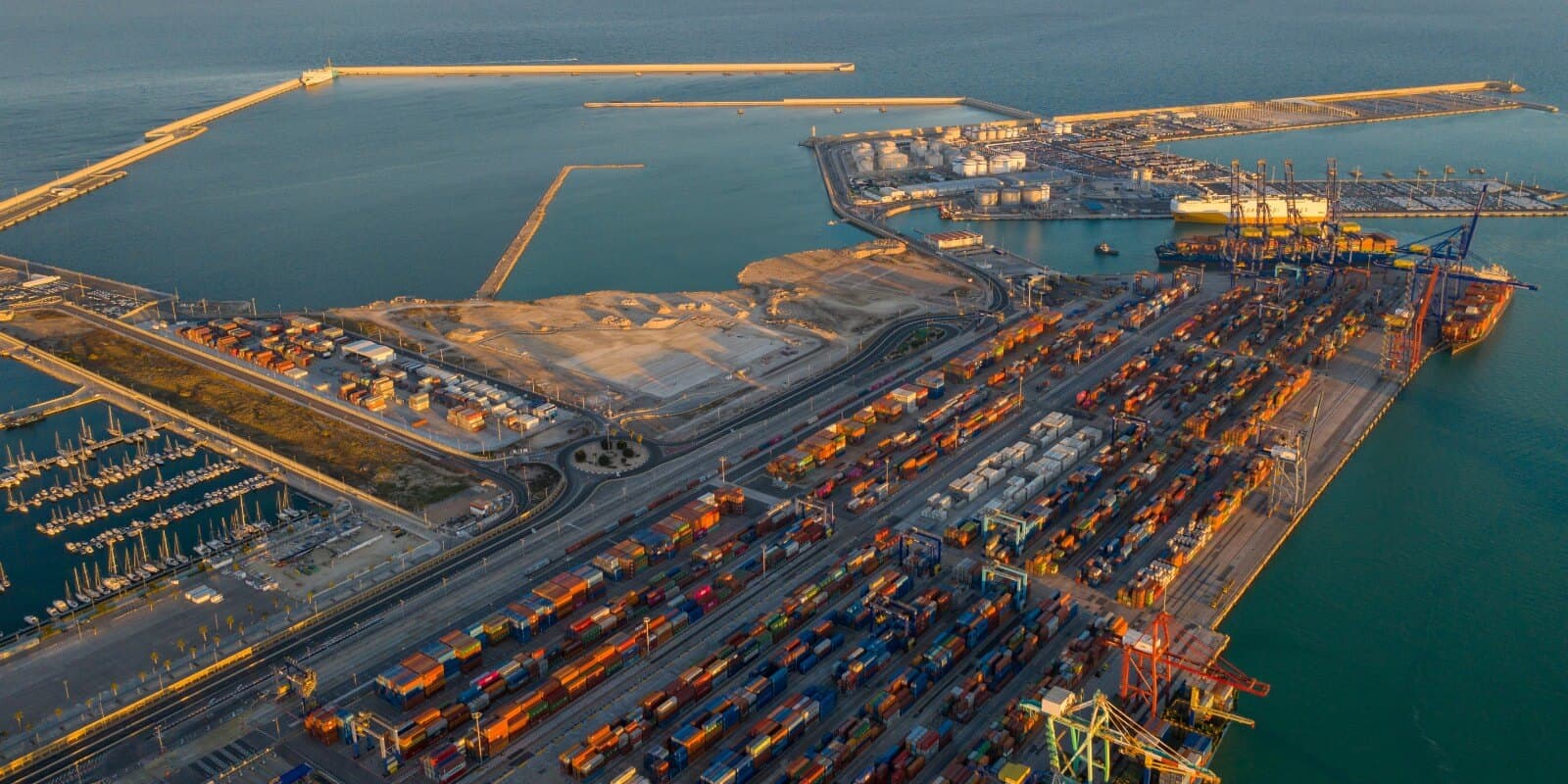 Valencia North Terminal Investment Increases to €1.656 Billion Amidst Concession Suspension