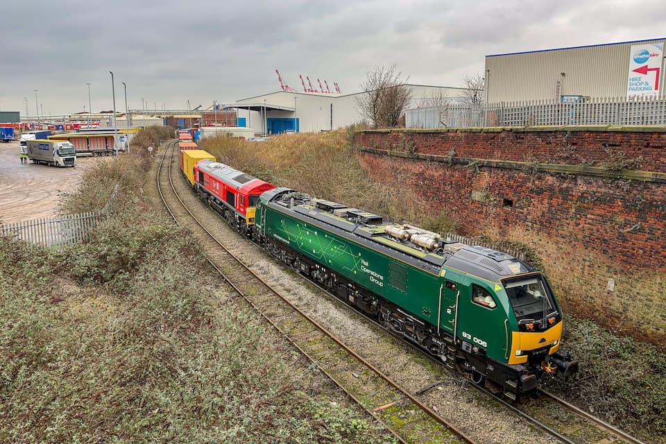 TransPennine Route Upgrade Advances, Boosting Northern UK Rail Freight