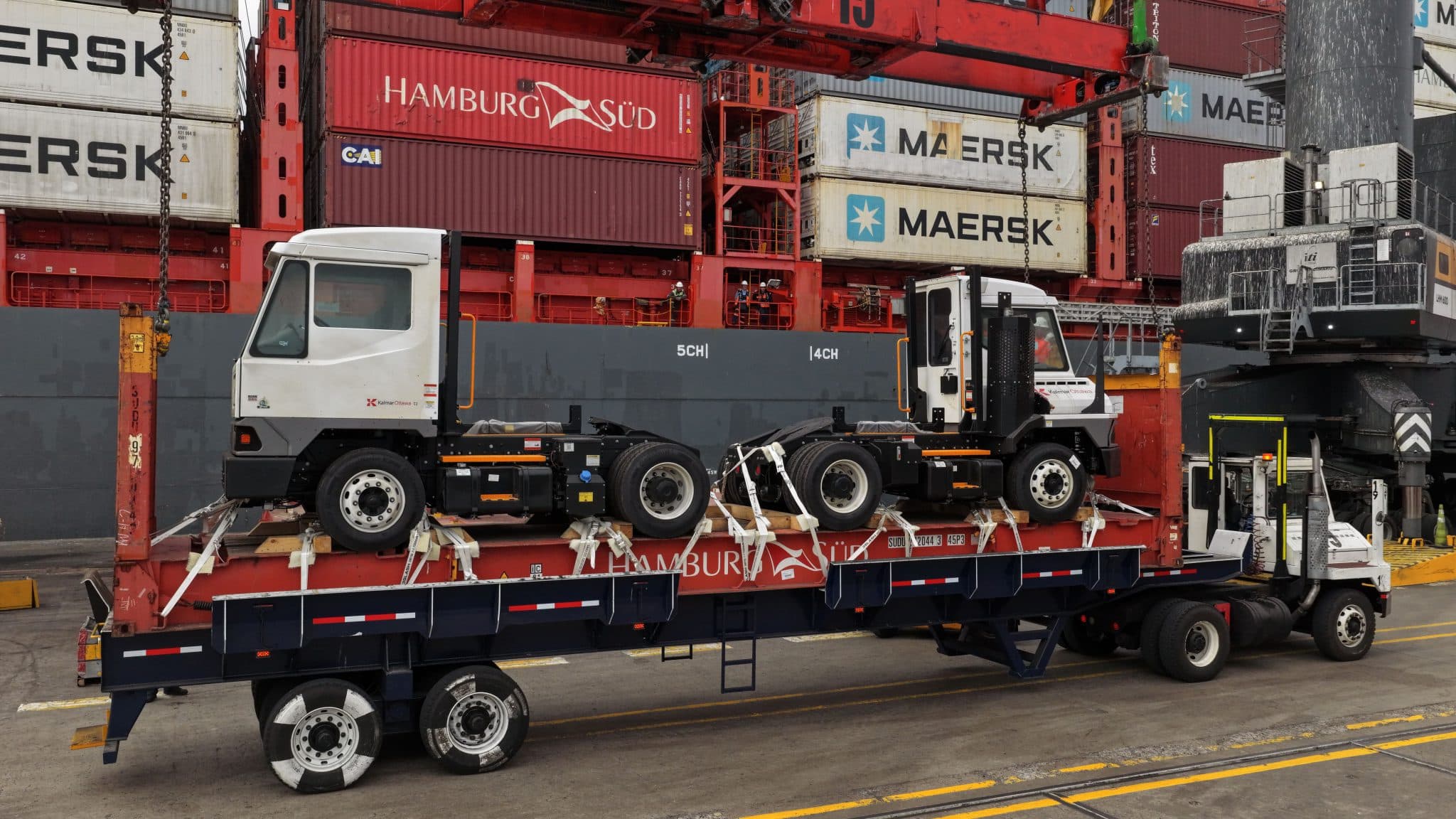 Iquique Terminal Internacional Acquires New Kalmar Ottawa Terminal Tractors