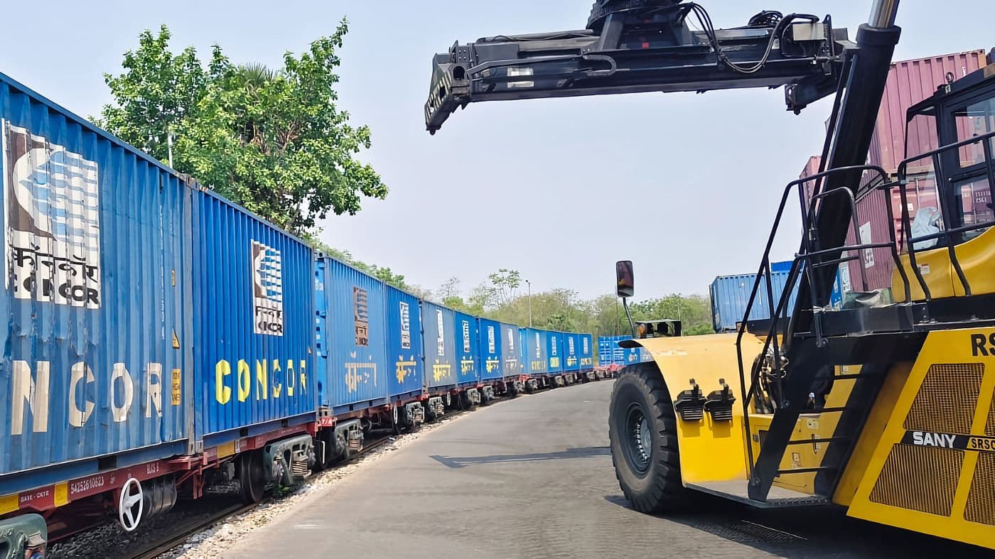 CONCOR's Large Reachstacker Tender Sparks Concerns Over MSME Inclusion in India