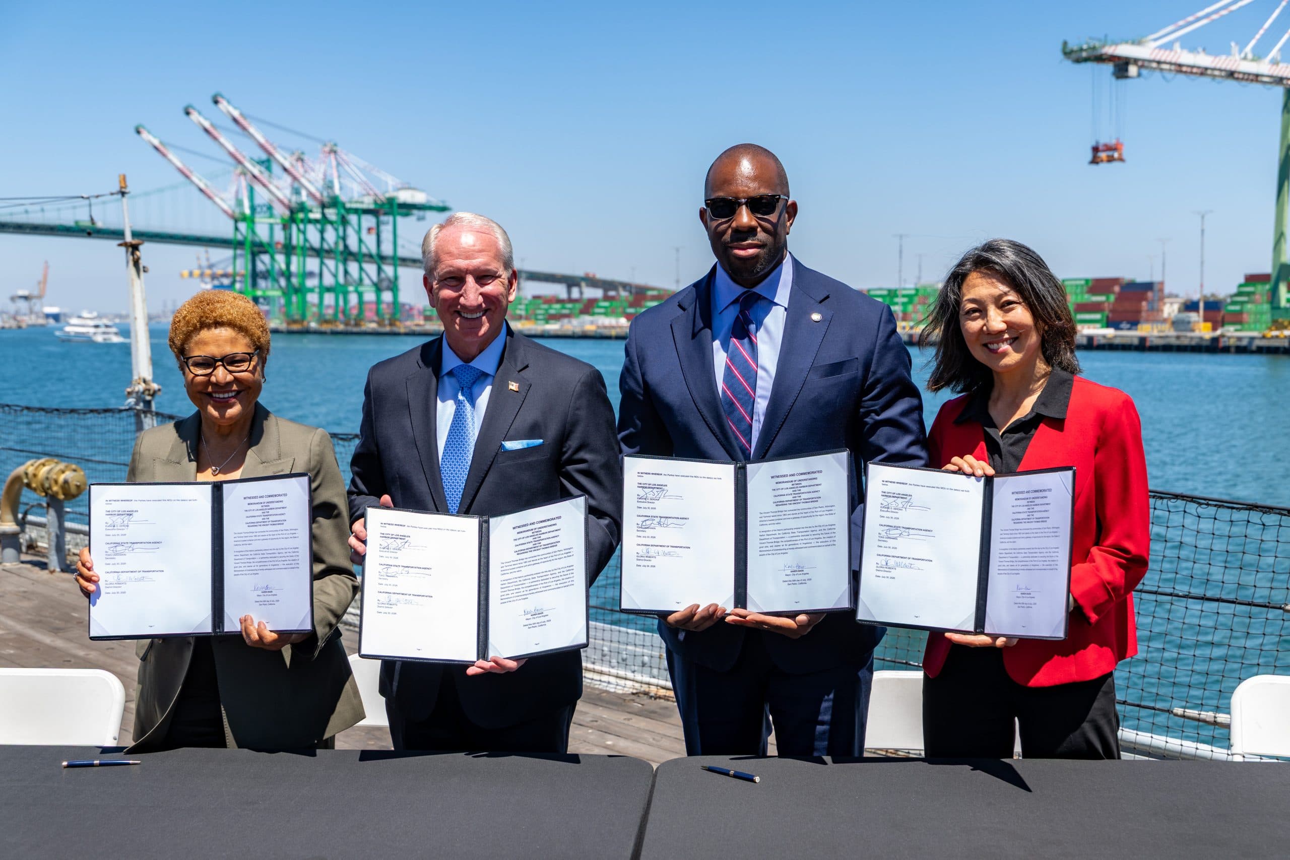 Port of Los Angeles Considers Vincent Thomas Bridge Modifications for Larger Vessels