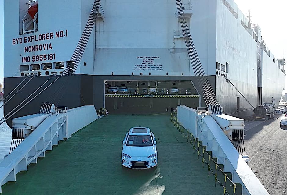 Chinese Automakers Utilize Non-Specialist Vessels Amid PCTC Shortage