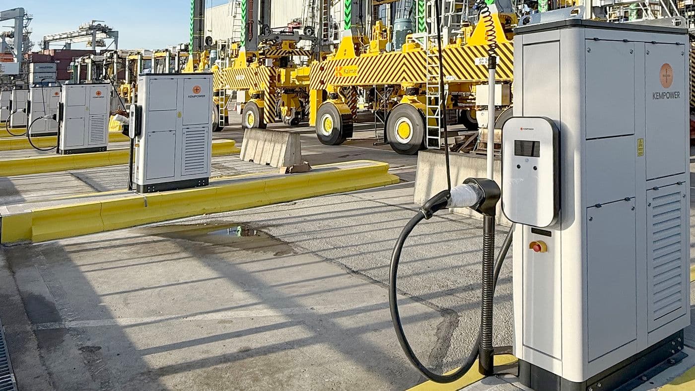 Container Terminals Accelerate Adoption of Battery-Electric Handling Equipment