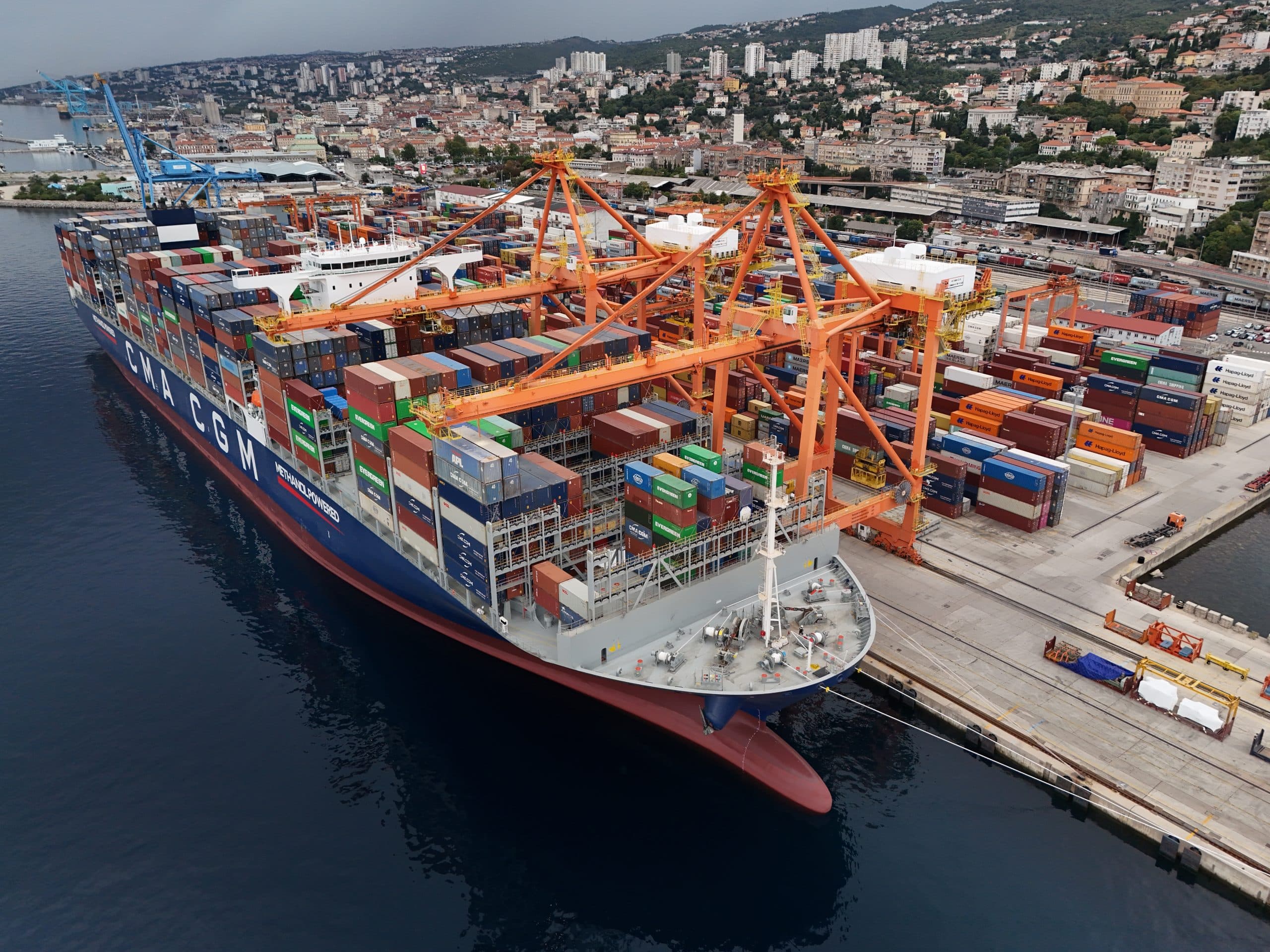 CMA CGM Strengthens Collaboration with ZPMC and CCCC for Port Logistics