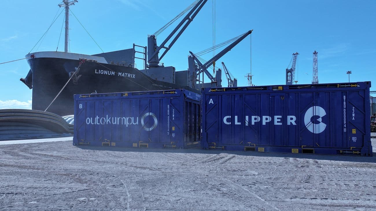 Foldable Containers Streamline Steel Scrap Logistics Between Alabama and Mexico