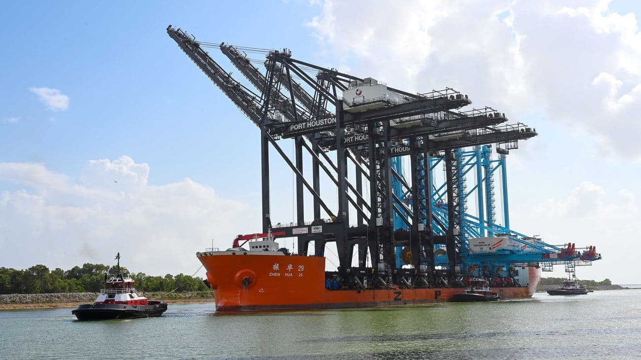 Port of Houston Faces Procurement Challenges for 10 STS Cranes