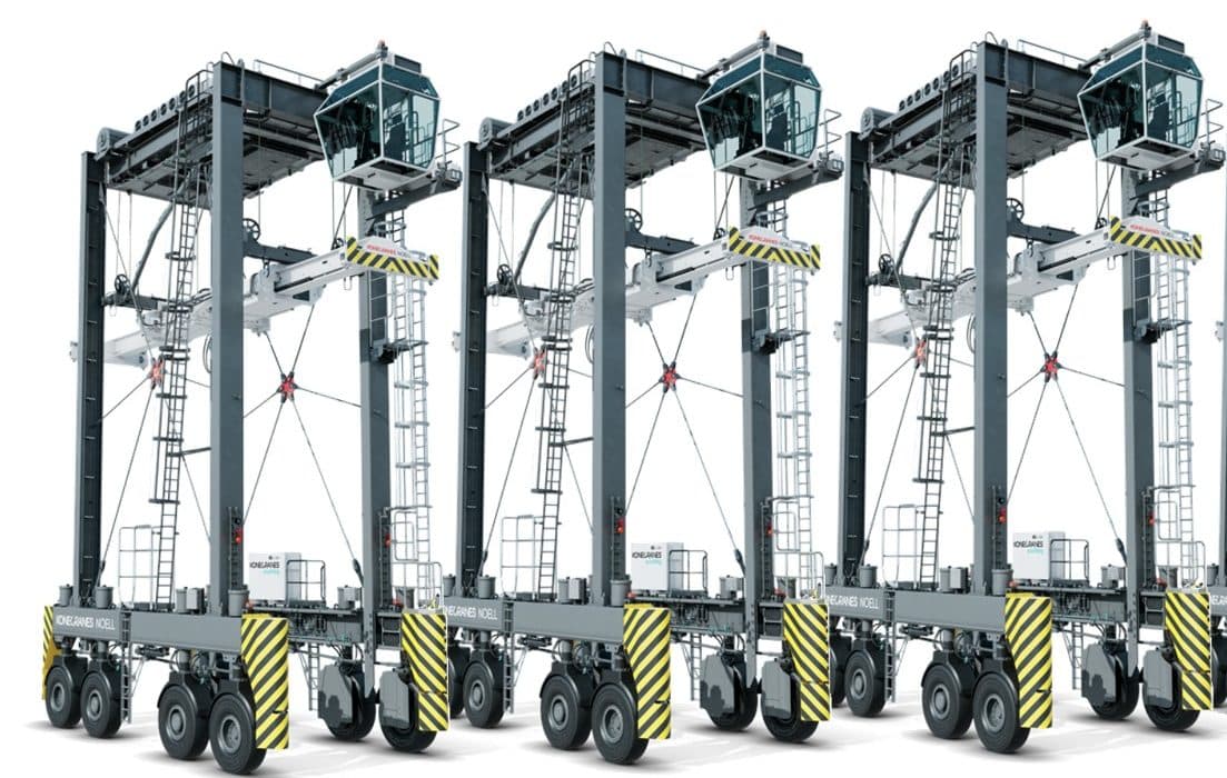 Port Otago Expands Container Operations with Ten New Hybrid Straddle Carriers