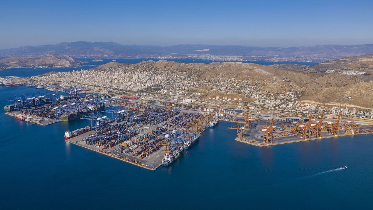 Piraeus Container Throughput Drops Significantly in First Half of 2026